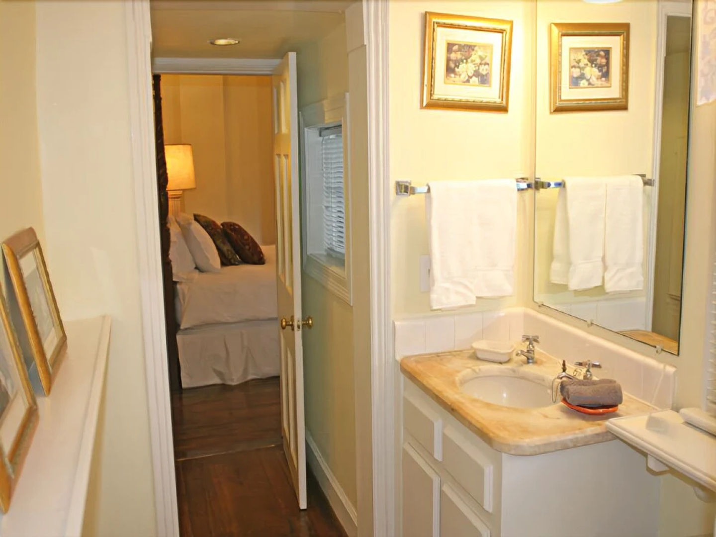 27 State Street Bed & Breakfast