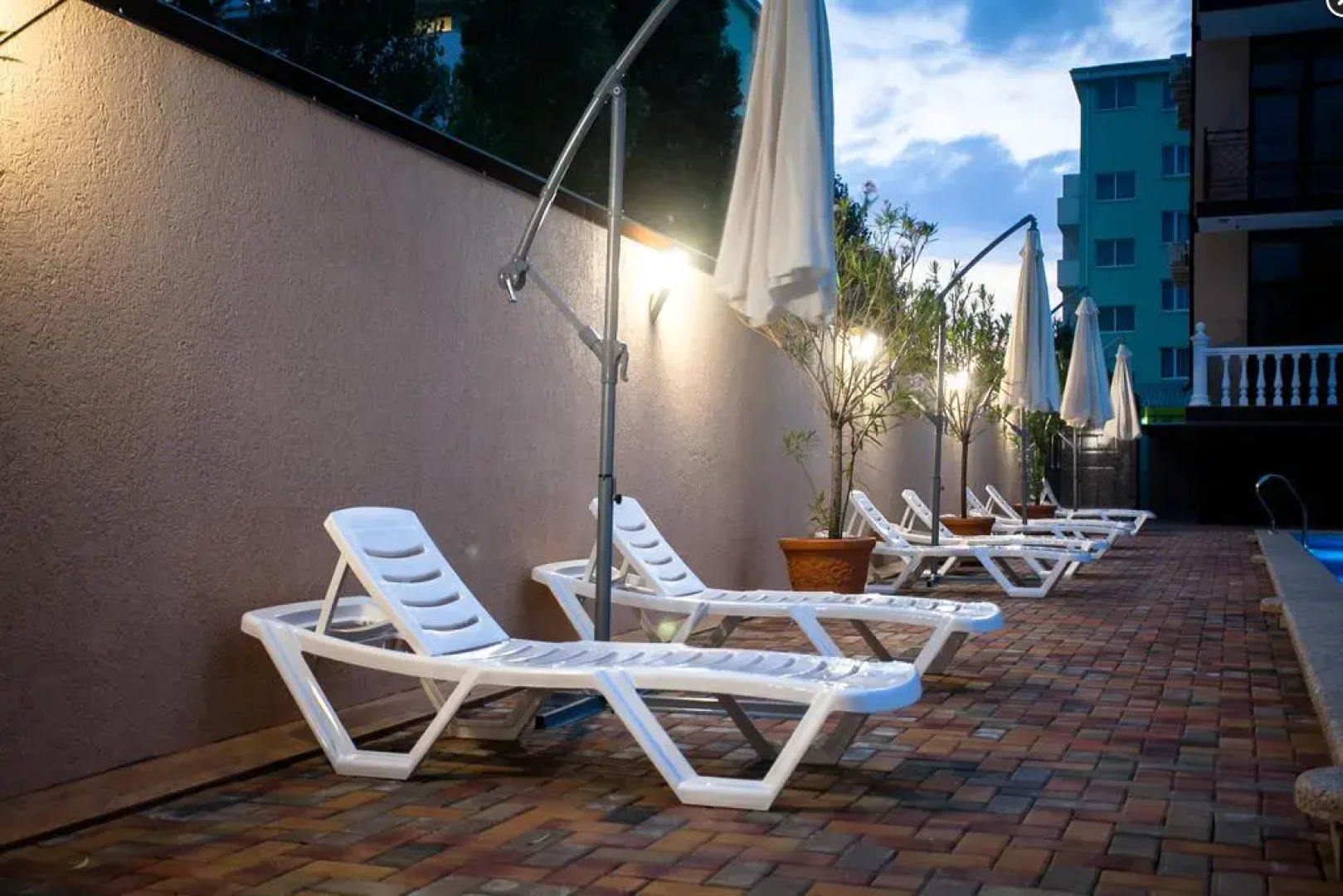 Miracle & N (Миракл & Н)