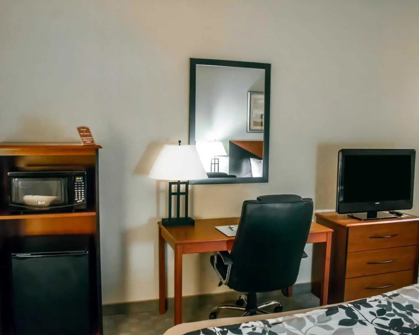 Sleep Inn & Suites