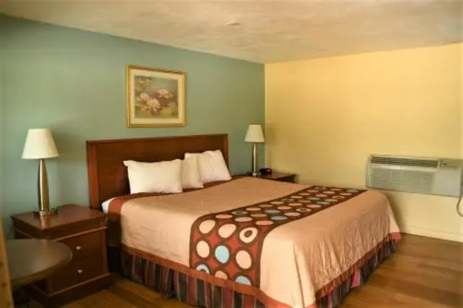 Super 8 Weymouth/boston Area