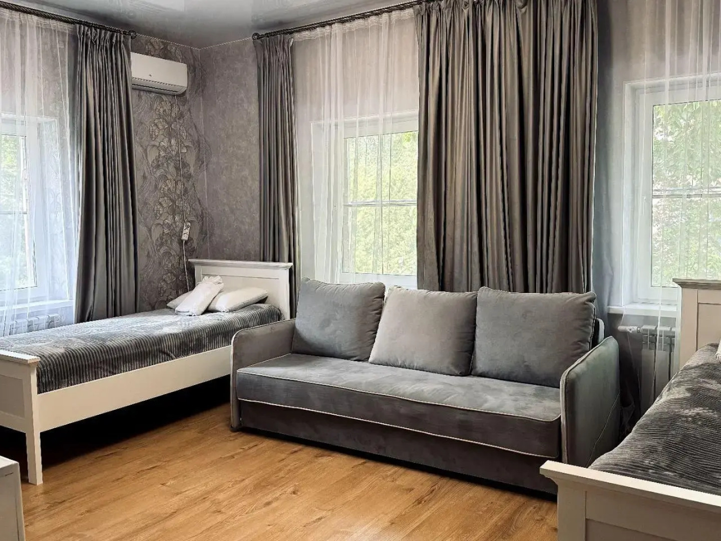 Уманский дом Семь Башен