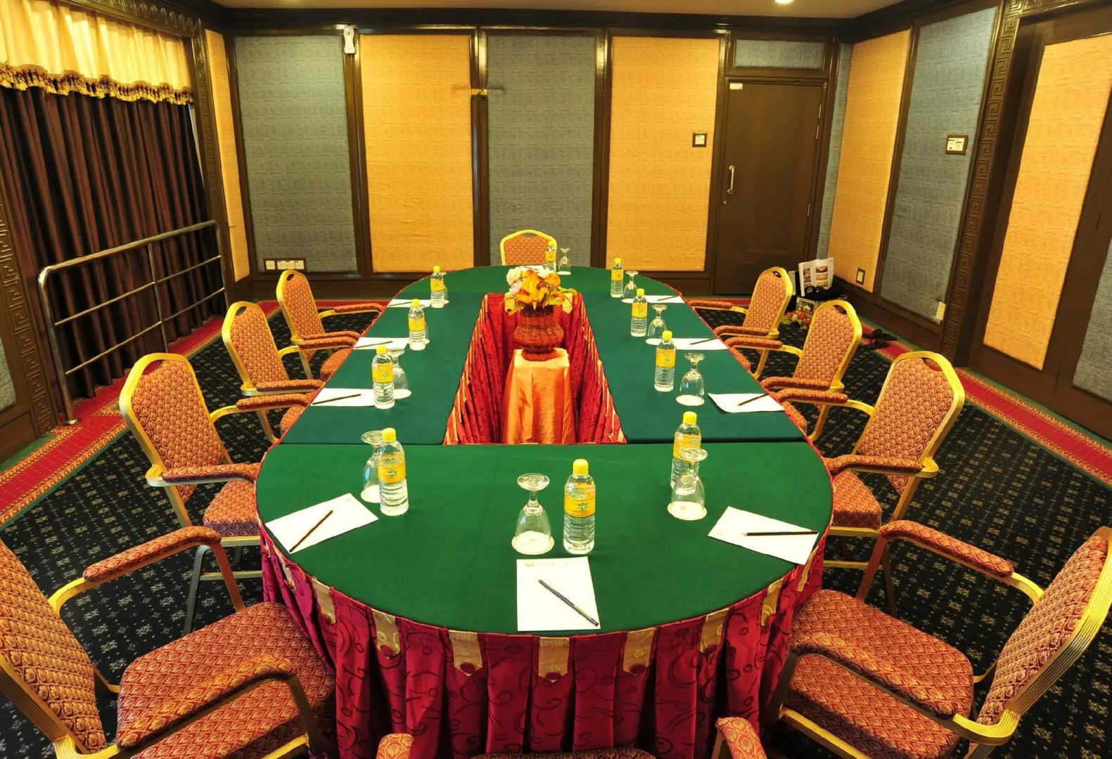 Emerald Puteri Hotel