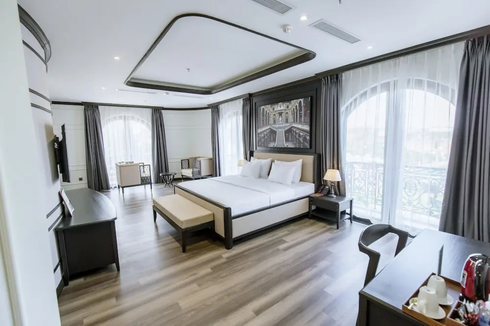Robin Hotel