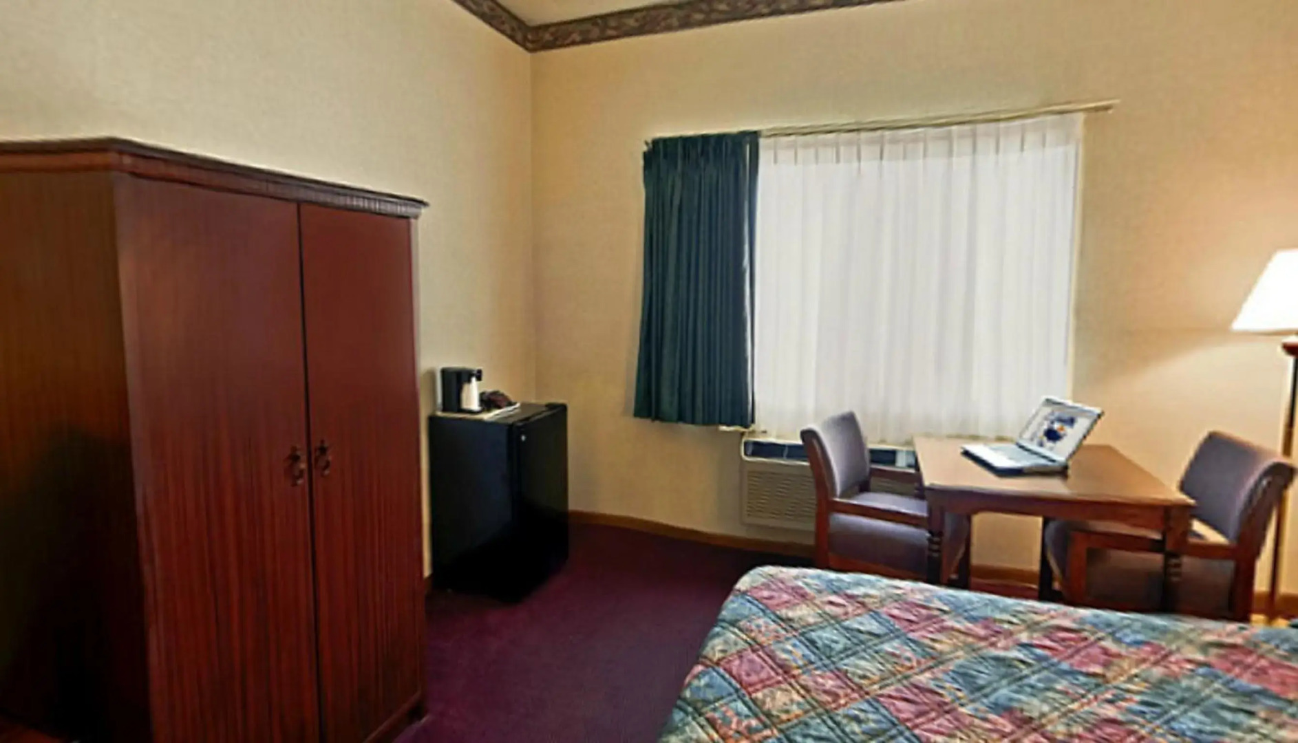 Americas Best Value Inn & Suites Waukegan Gurnee