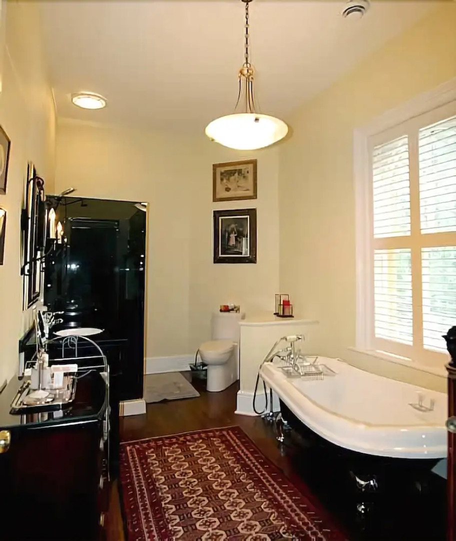 The Chisholms in Stratford