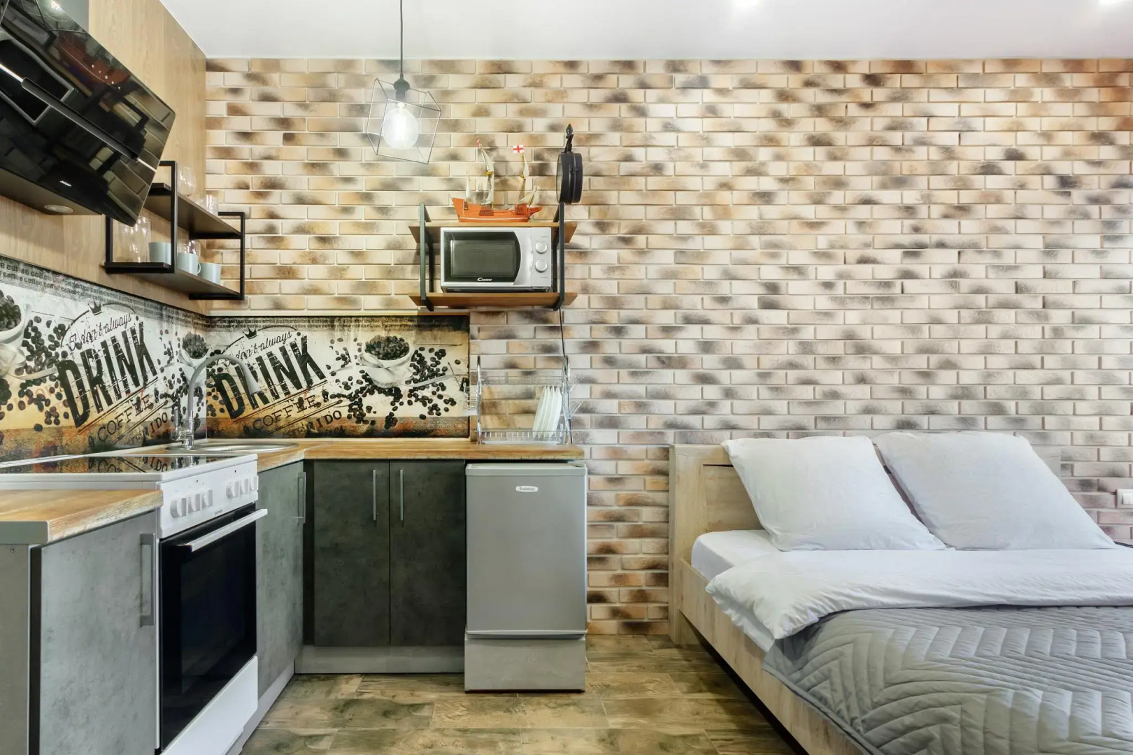 Апартаменты на Доломановском переулке 124/2