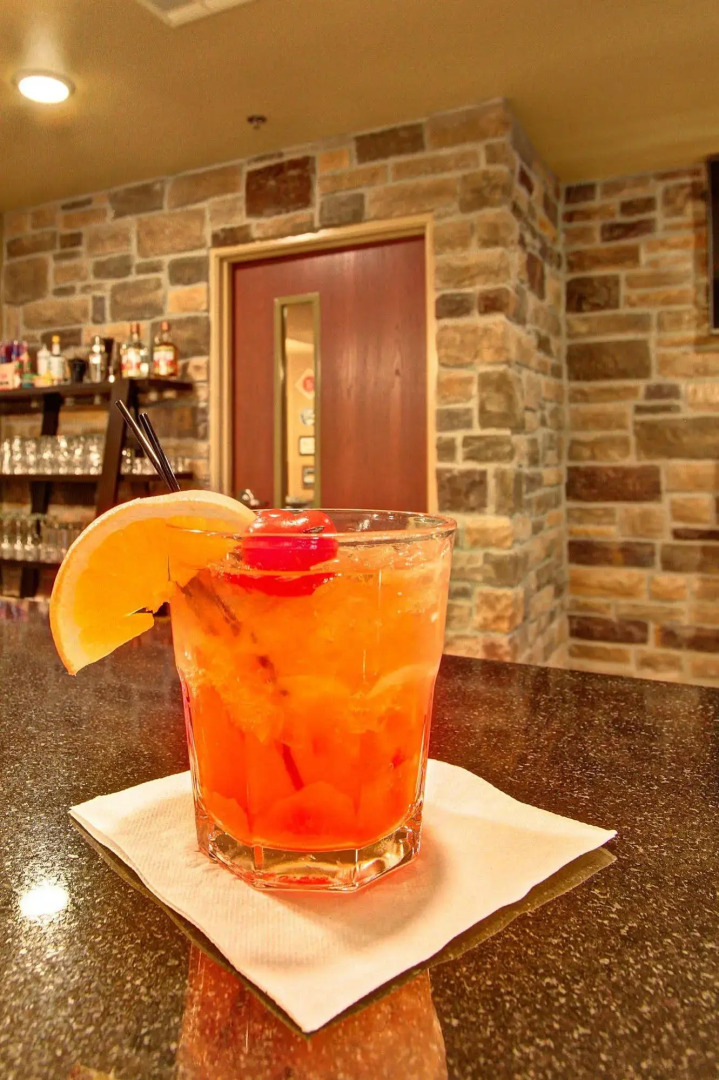 Cobblestone Hotel & Suites – Pulaski/Green Bay