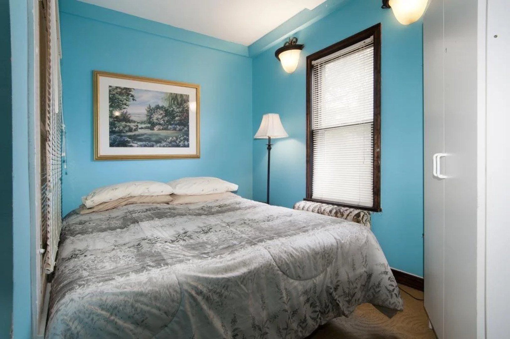 S&j University Downtown Mall Of America