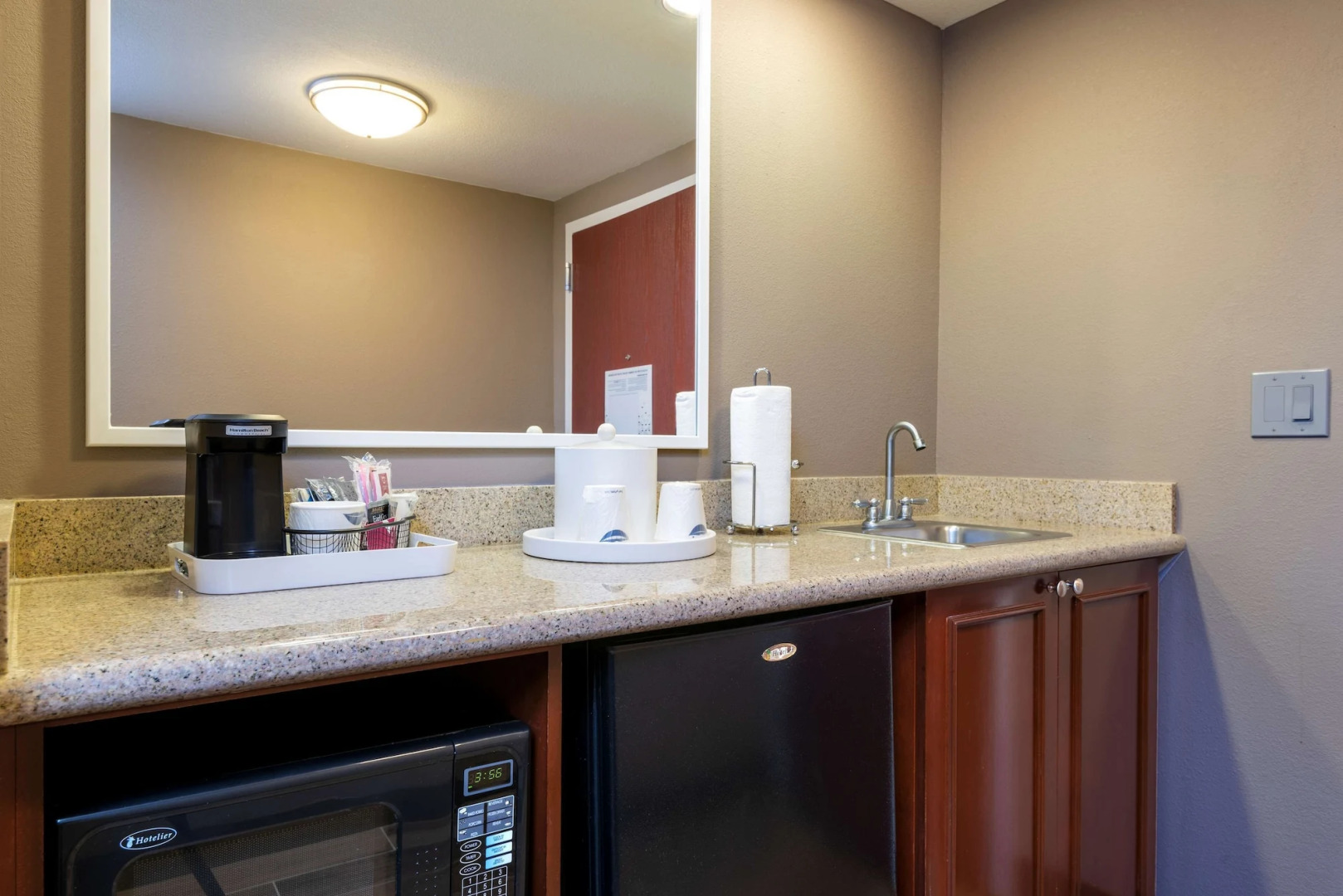 Hampton Inn & Suites Fort Myers - Colonial Blvd