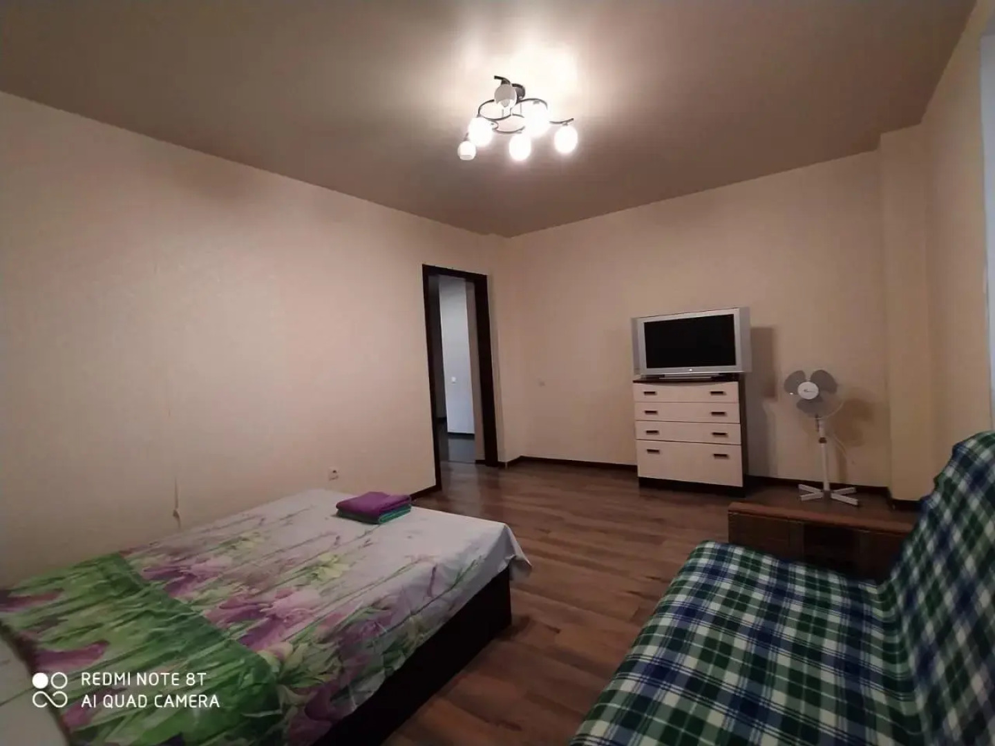 День и ночь на улице Средне-Московская