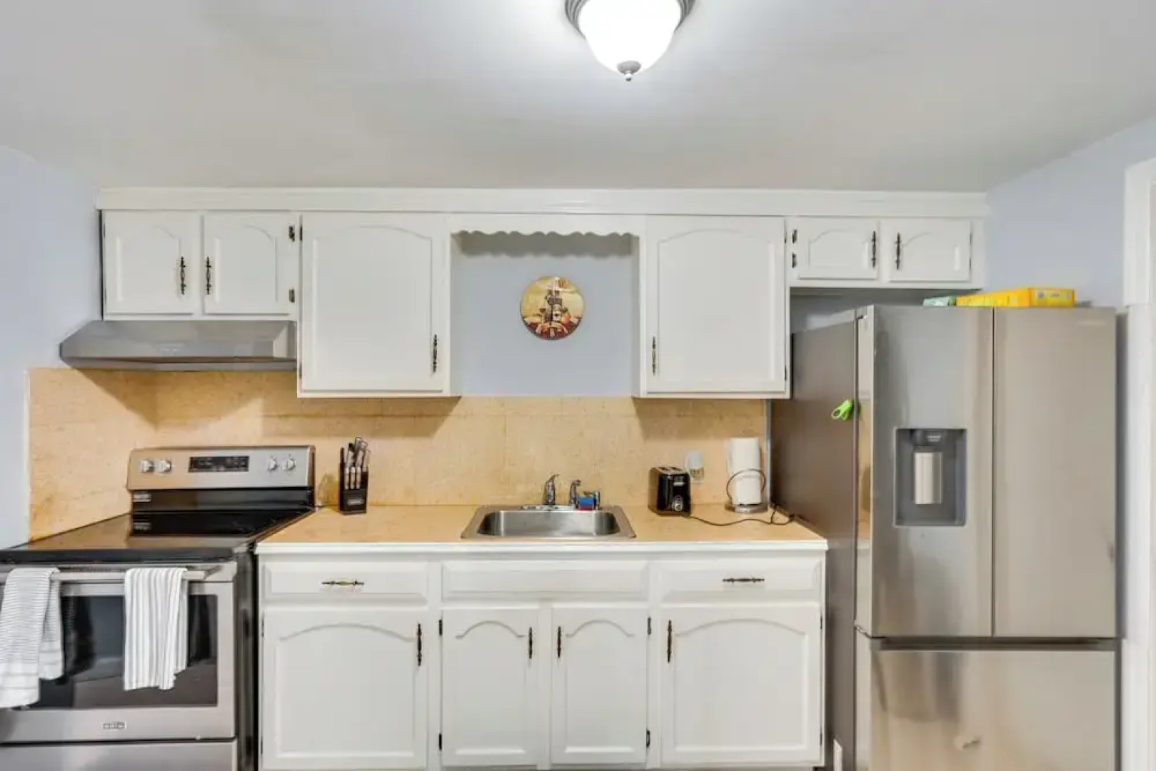 Cozy Albany Vacation Rental ~ 5 Mi to Downtown!