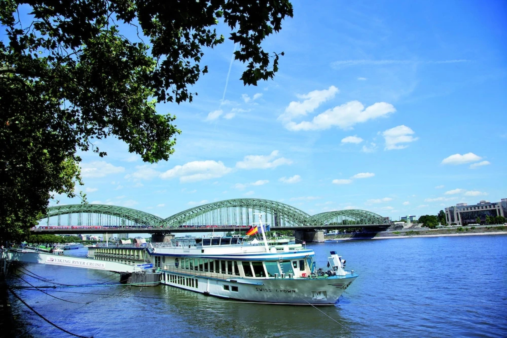 Crossgates Hotelship 3 Star Hafen Neuss