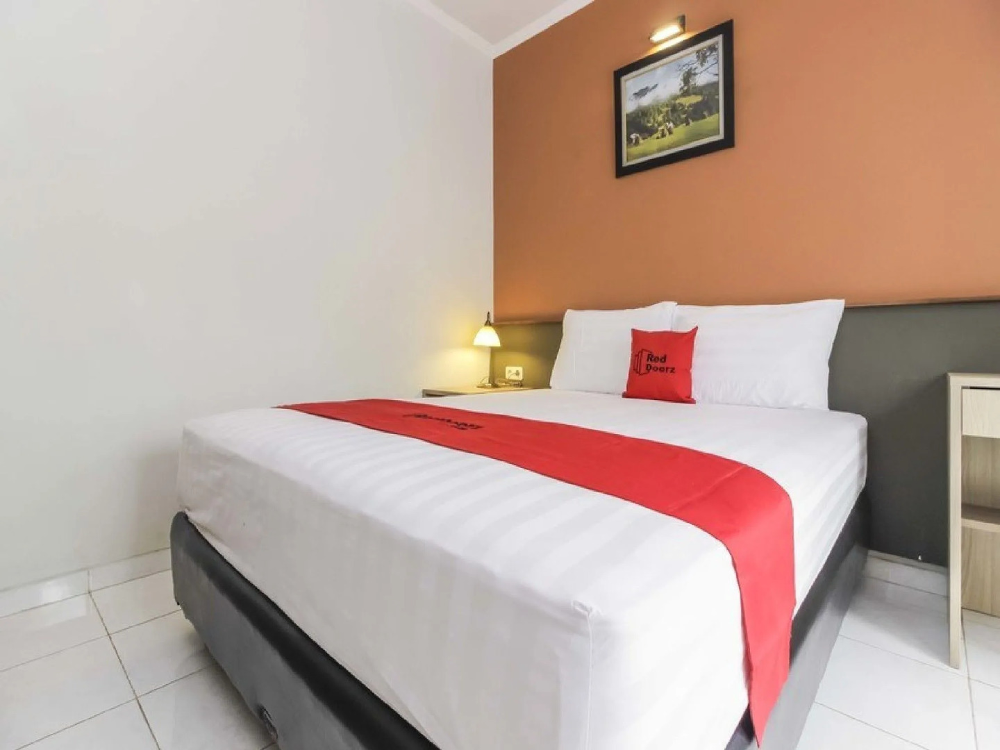 RedDoorz Syariah Plus @ Jatibening