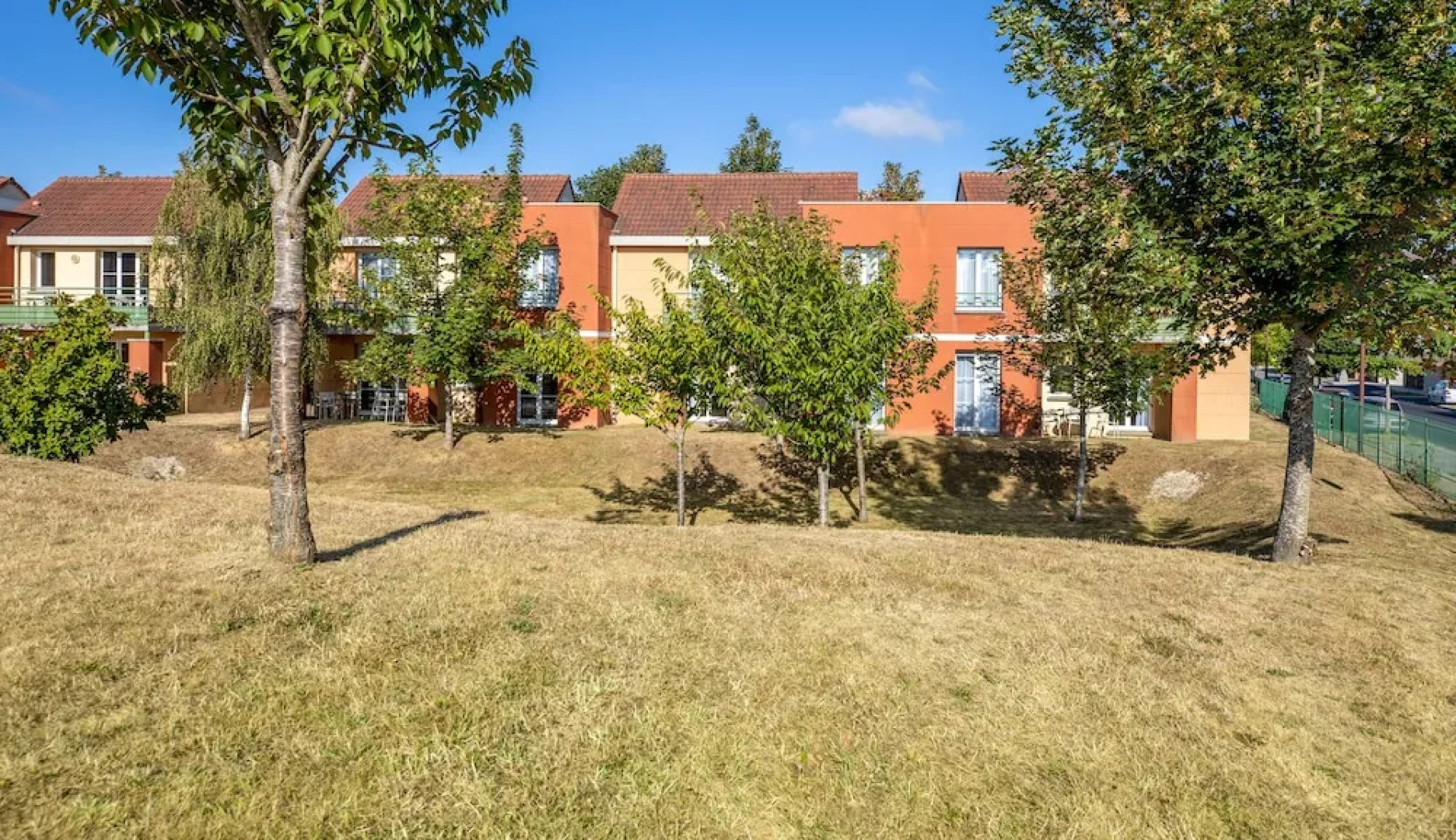 Appart'City Confort St Quentin En Yvelines – Bois d'Arcy - Appart Hôtel