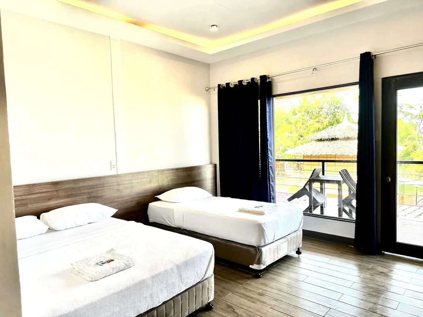 24/7 Lantawan Resort