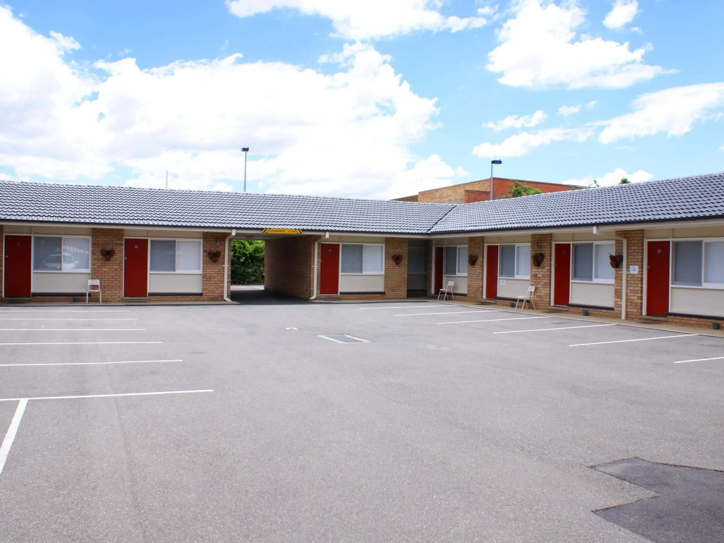 Country Lodge Motor Inn