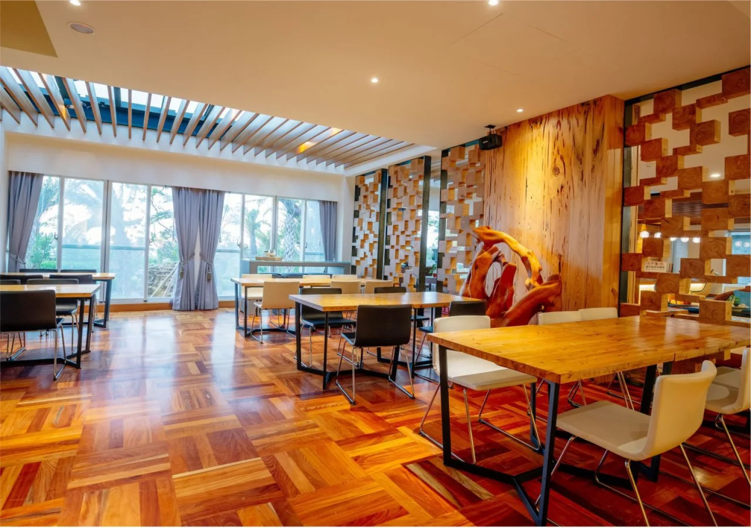 Bay Forest Boutique Hotel