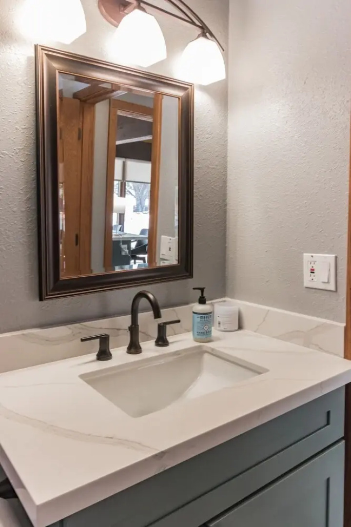 Glass House Elk Rim Pine 1 Bedroom Cabin by Redawning