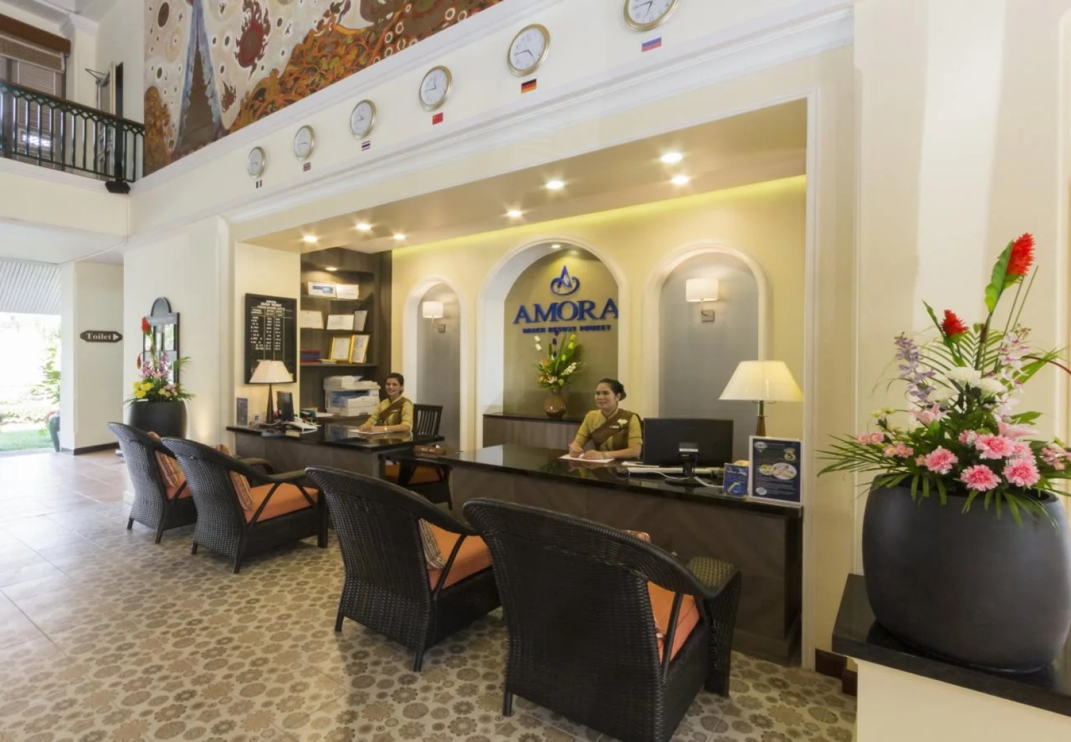 Курортный отель Amora Beach Resort Phuket