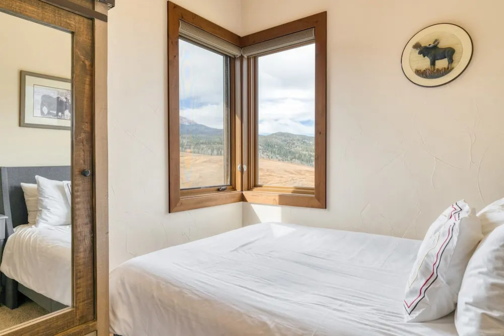 Topaz Estate by Avantstay Luxe Home, Pool + View