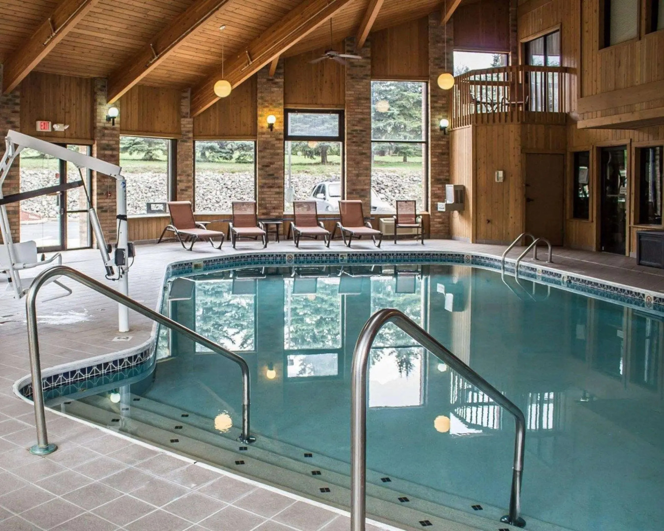 Quality Inn East Liverpool - Calcutta