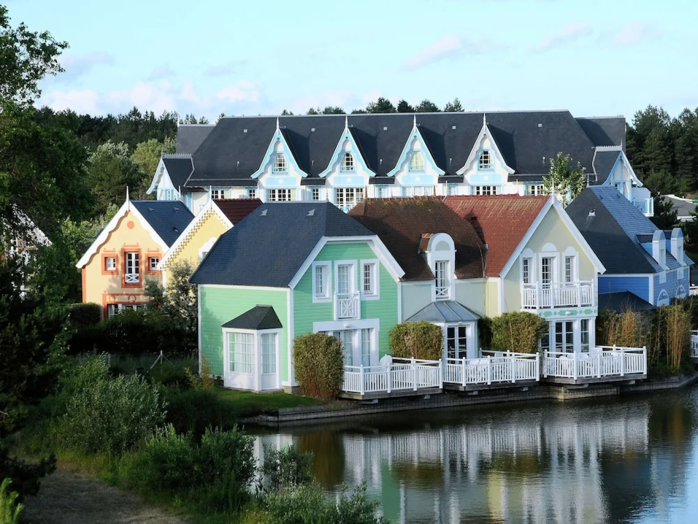 Comfortable House With Dishwasher, Located in Nature Reserve