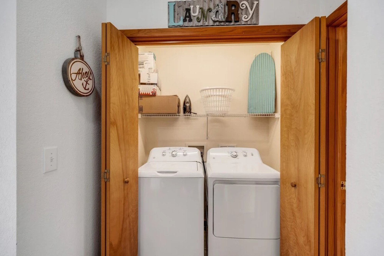 Beautiful Obx Home W. Pristine Views 6 Bedroom Cottage by RedAwning