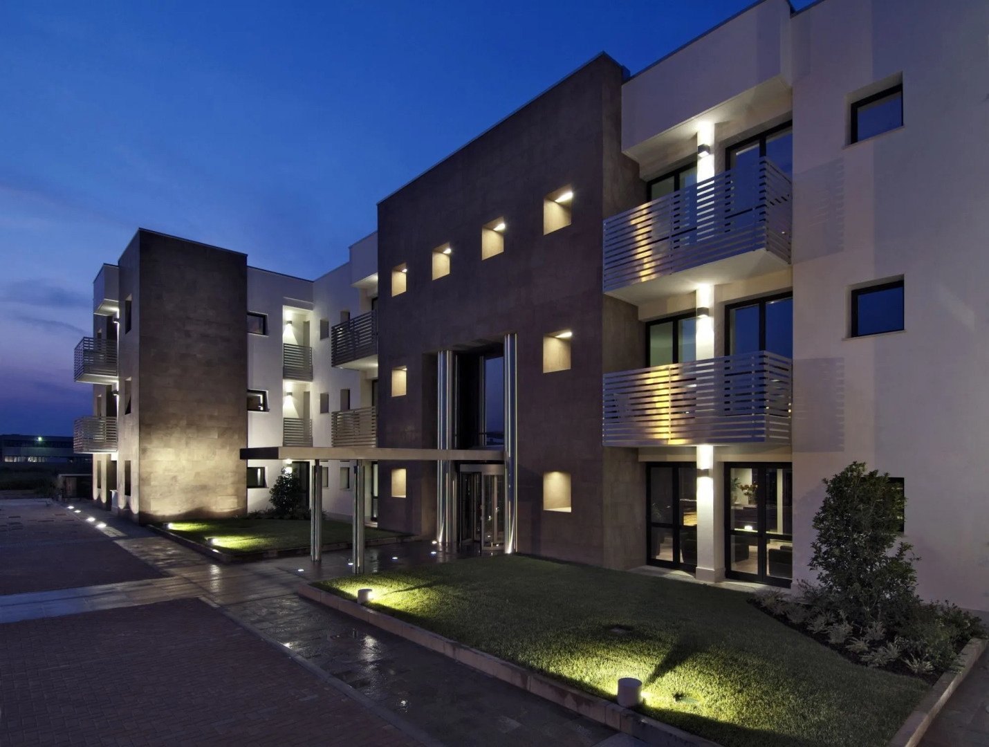 Matrix Hotel & Residence