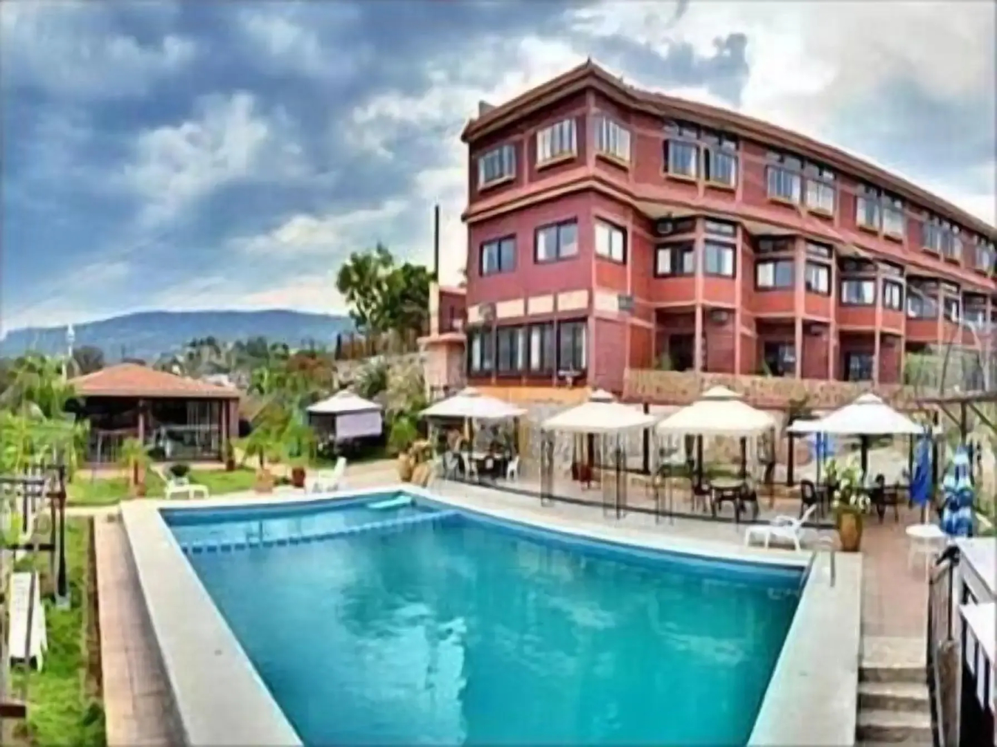 River Side Hotel