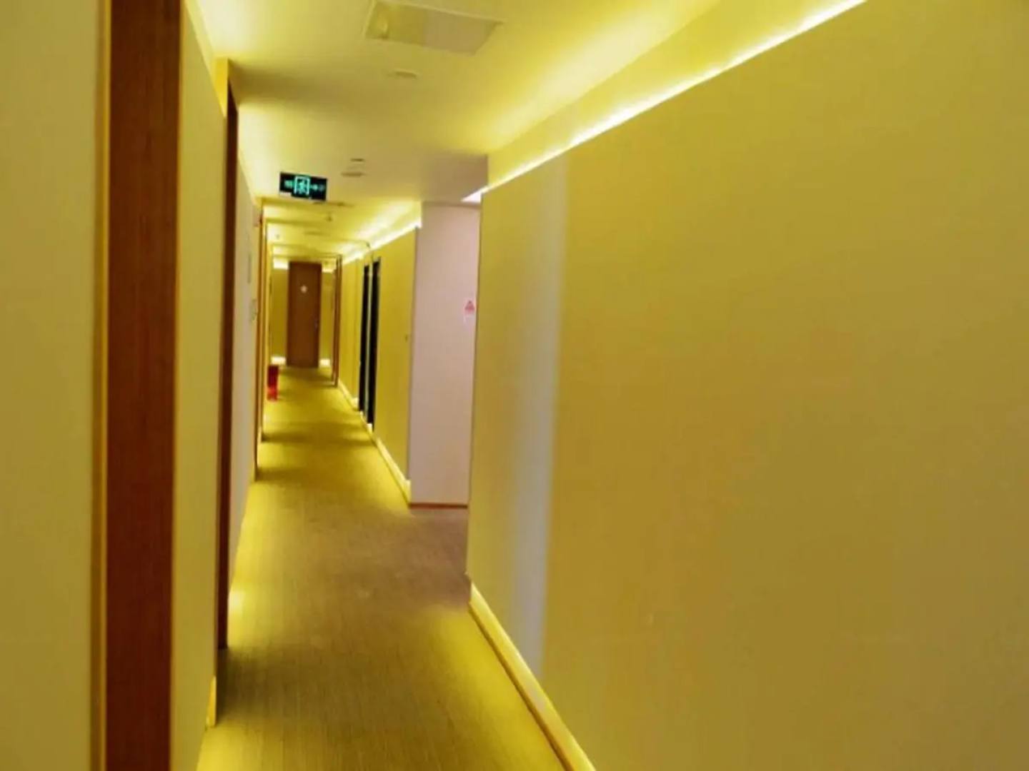 JI Hotel Nanjing Hongqiao Zhongshan North Road