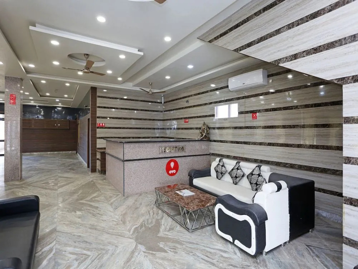 OYO 9490 Prakash Farm