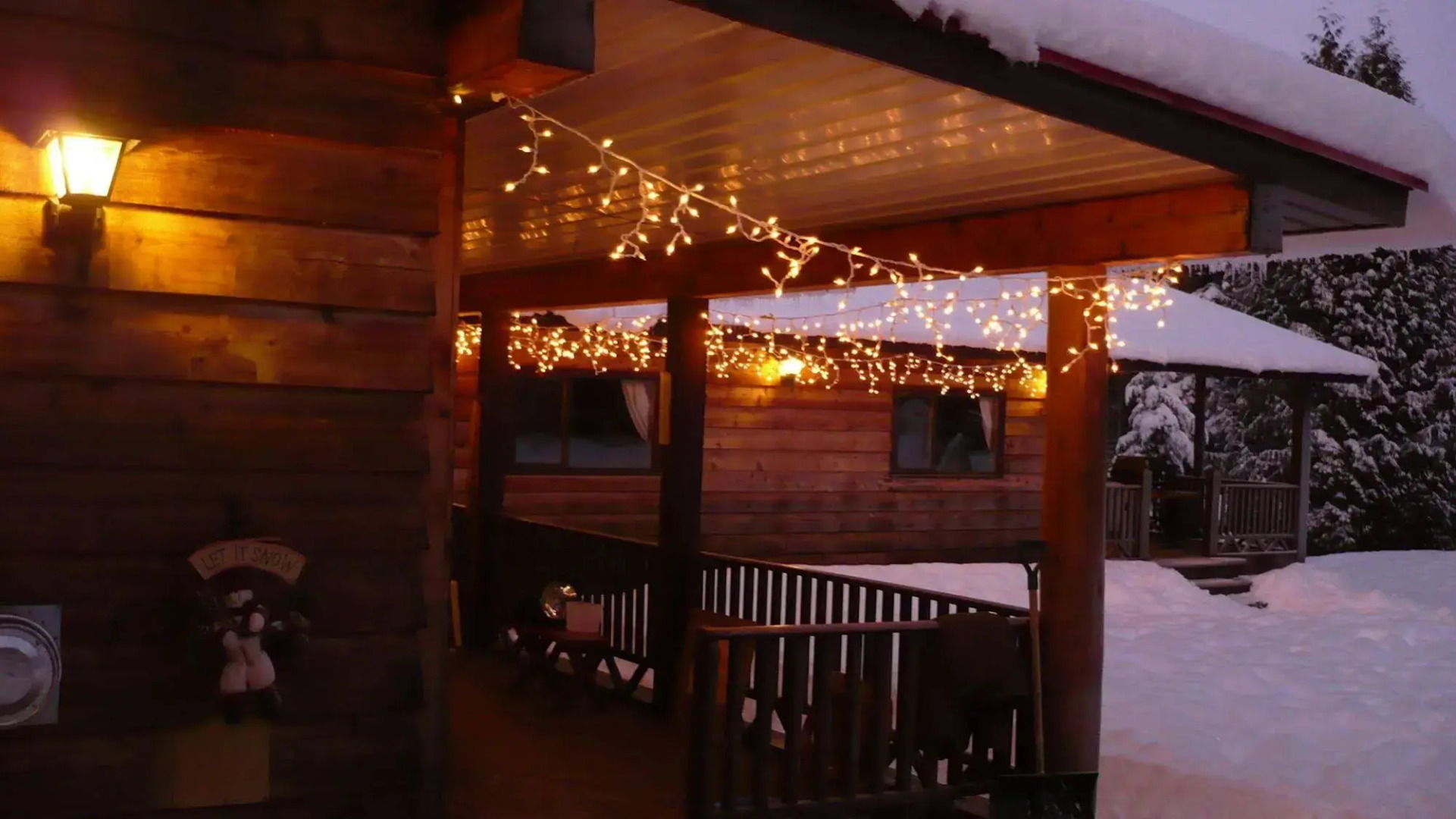 Shames Country Lodge