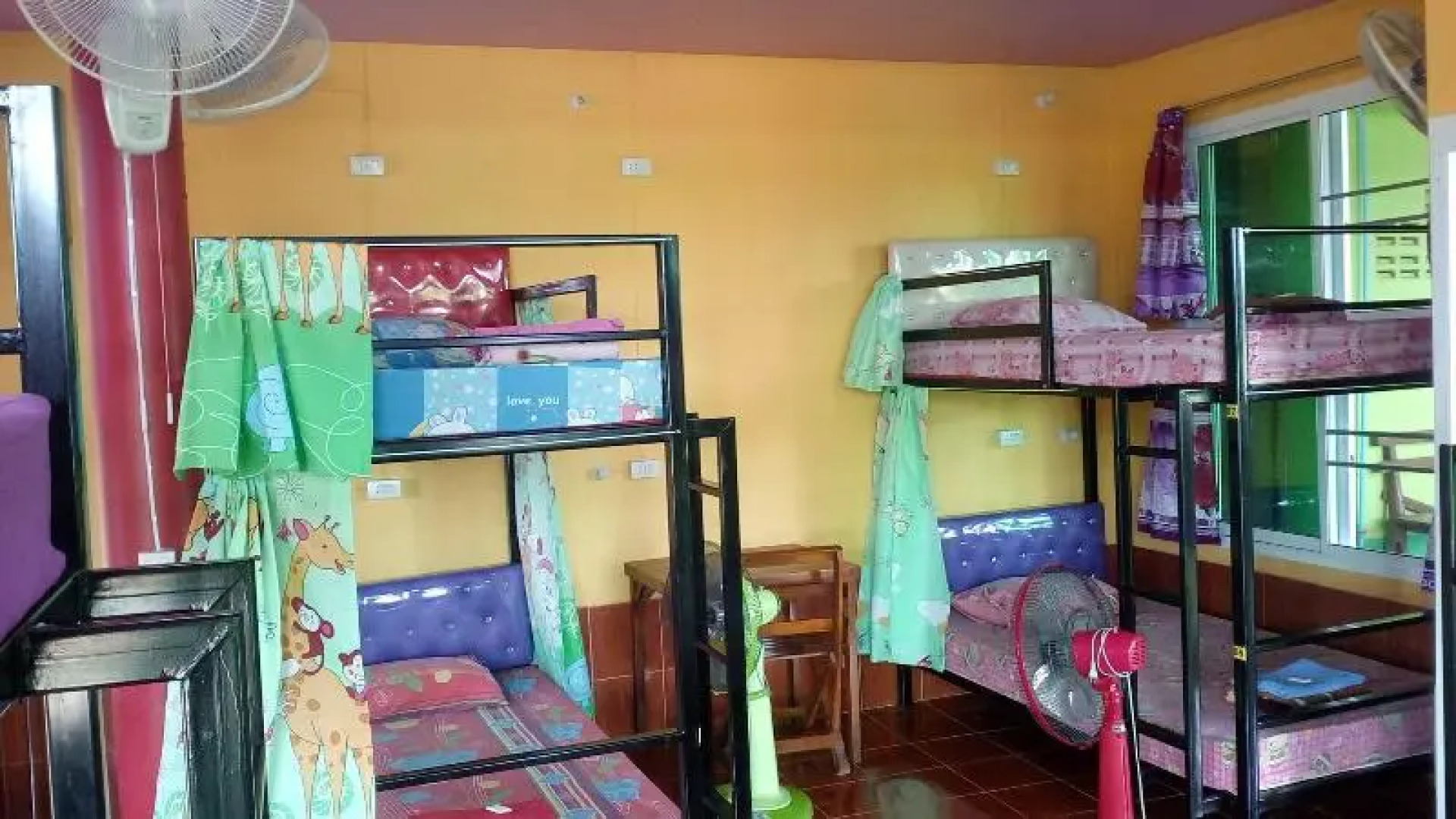 RueangSriSiRi Guest House 2