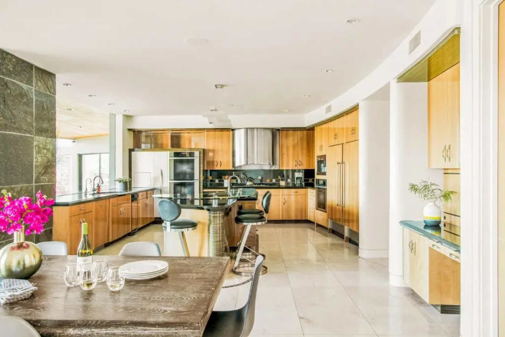 Black Rock by AvantStay Modern Masterpiece w Panoramic Views Infinity Pool