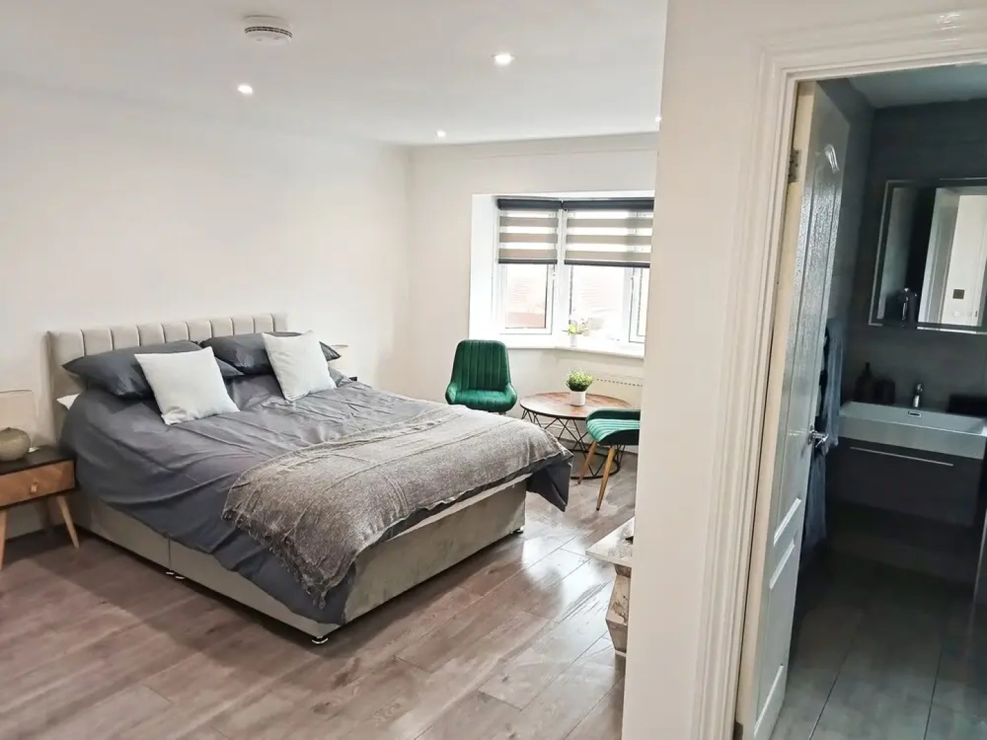 Sweet Nights Newhaven