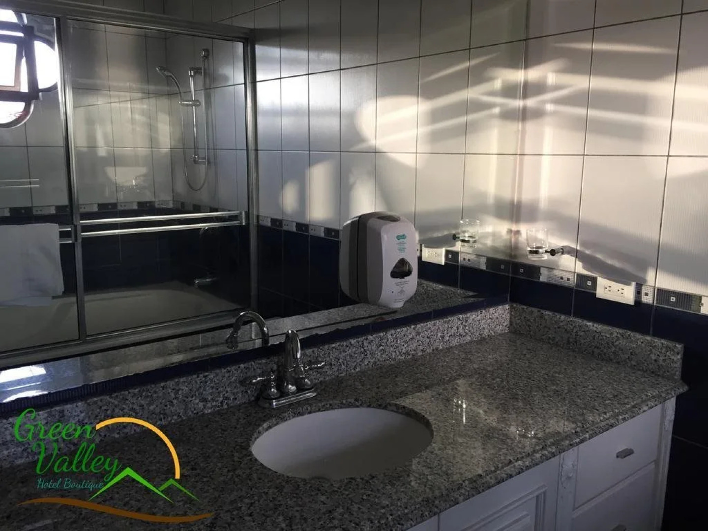 Green Valley Hotel Boutique