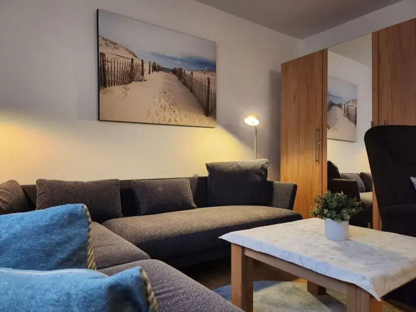 Sound of the sea Modern Retreat