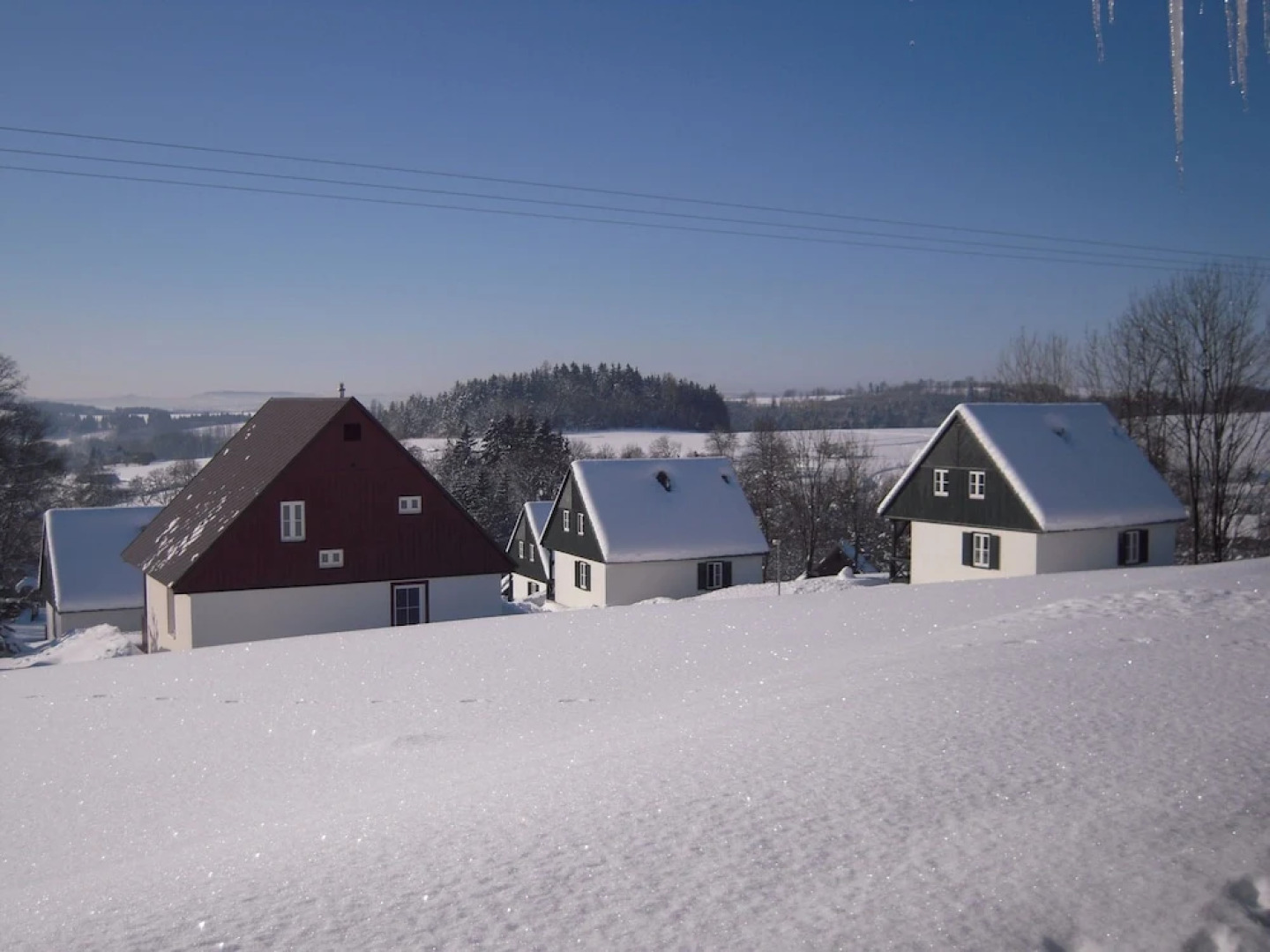 Detached Holiday Home With Veranda Near Cerny Dul