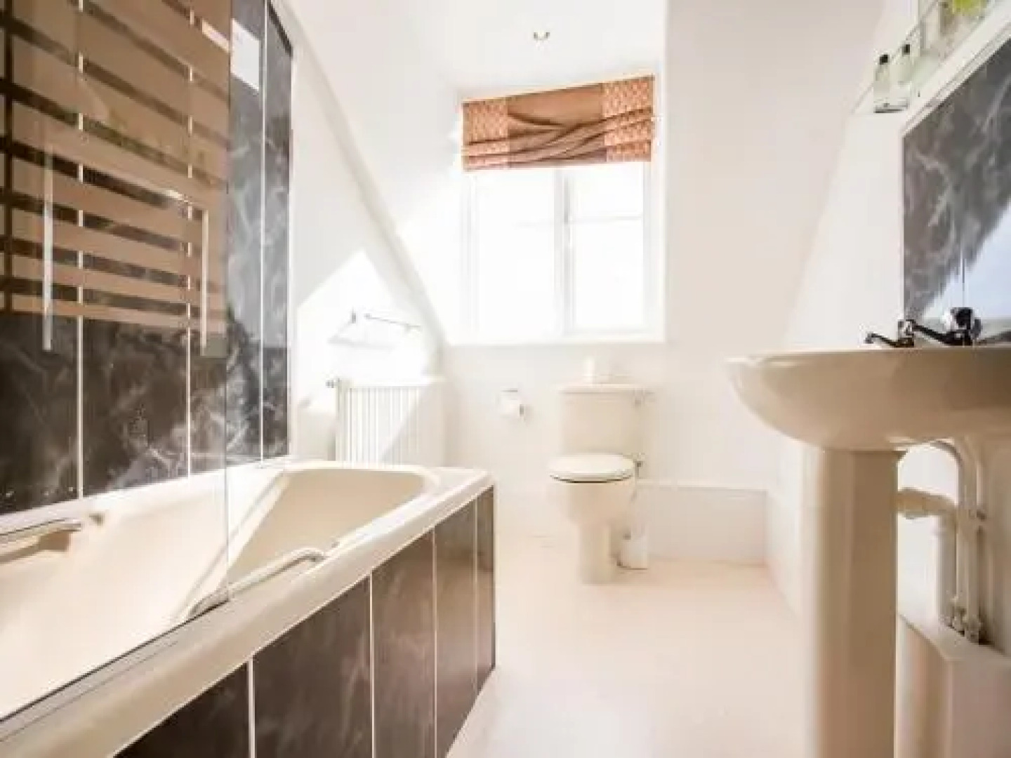 The Cliffemount Hotel