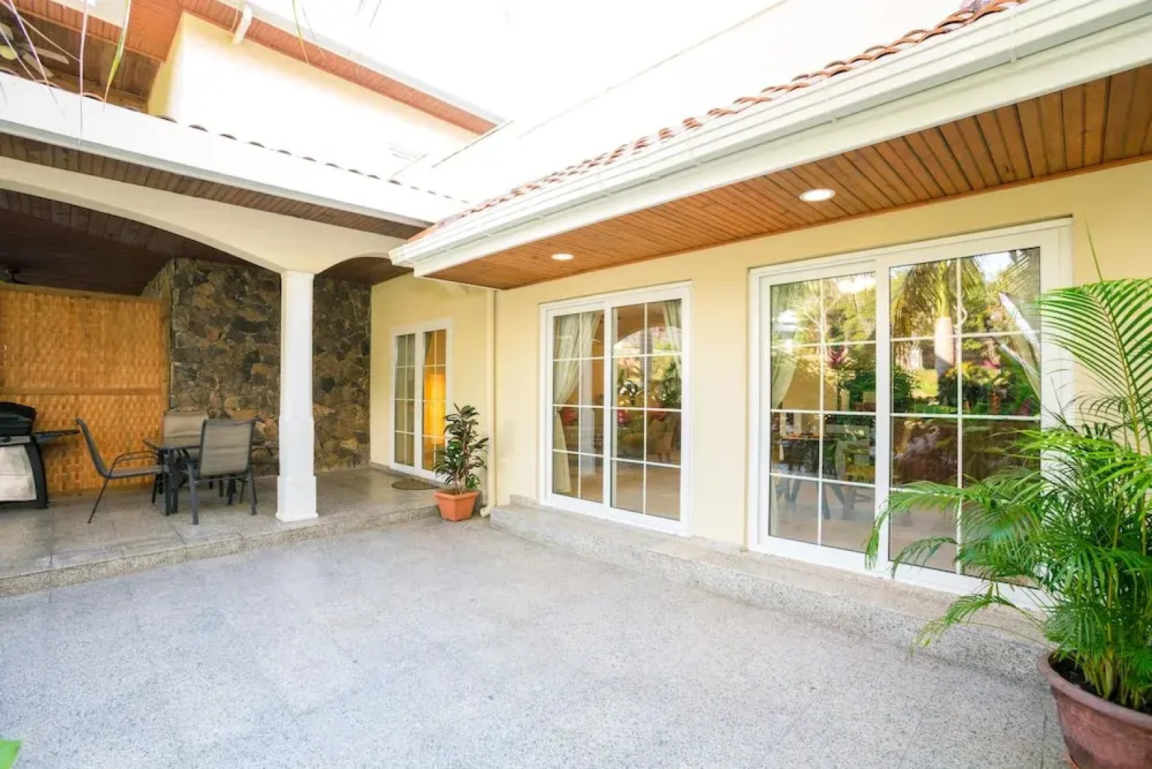 Lawson Rock Yellowfish 110