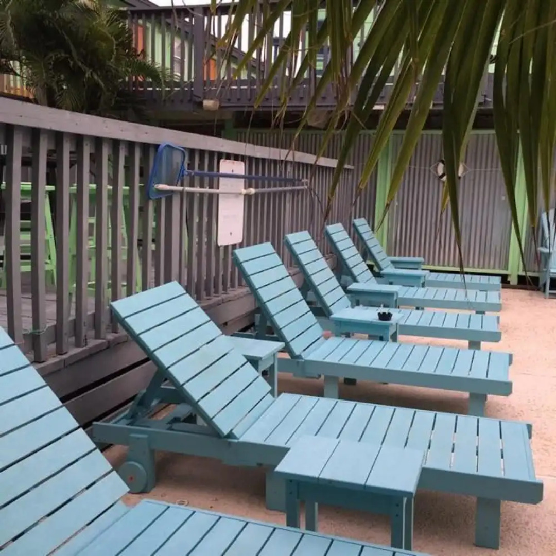 Upper Deck Hotel and Bar - Adults Only