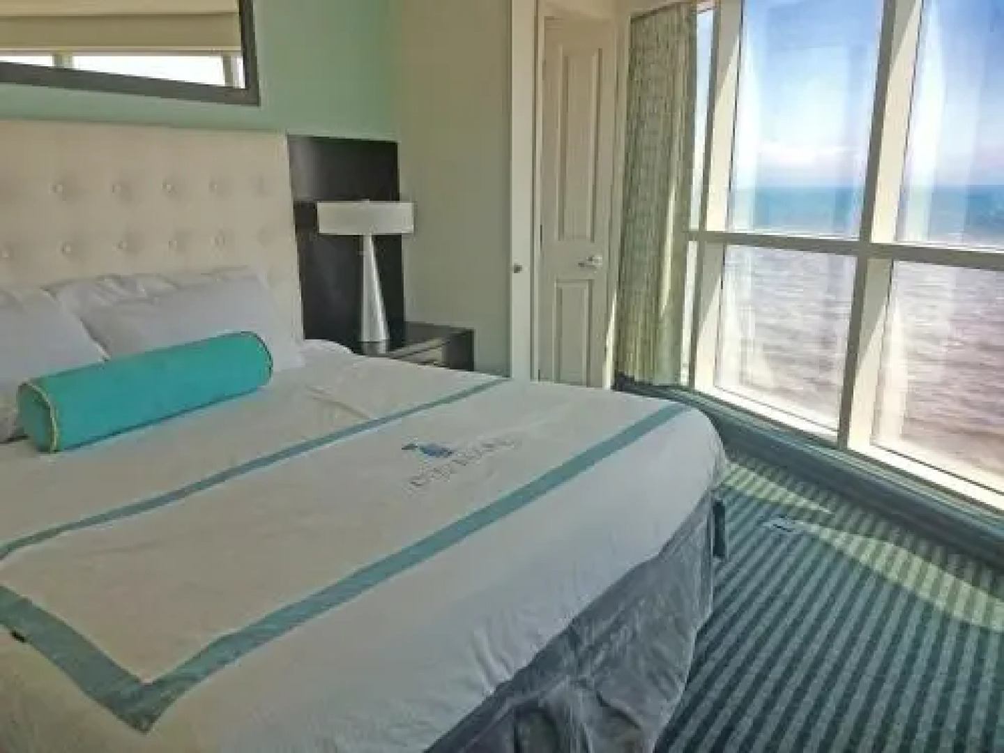 Amazing Views from this 2nd Floor King Suite