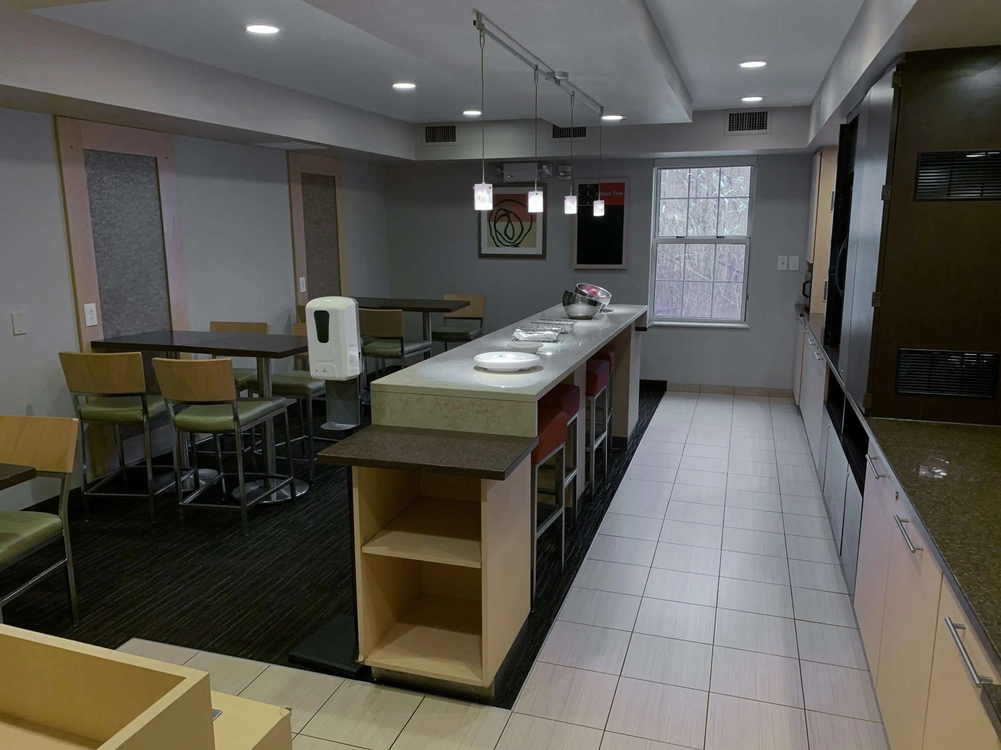 MainStay Suites Middleburg Heights Cleveland Airport