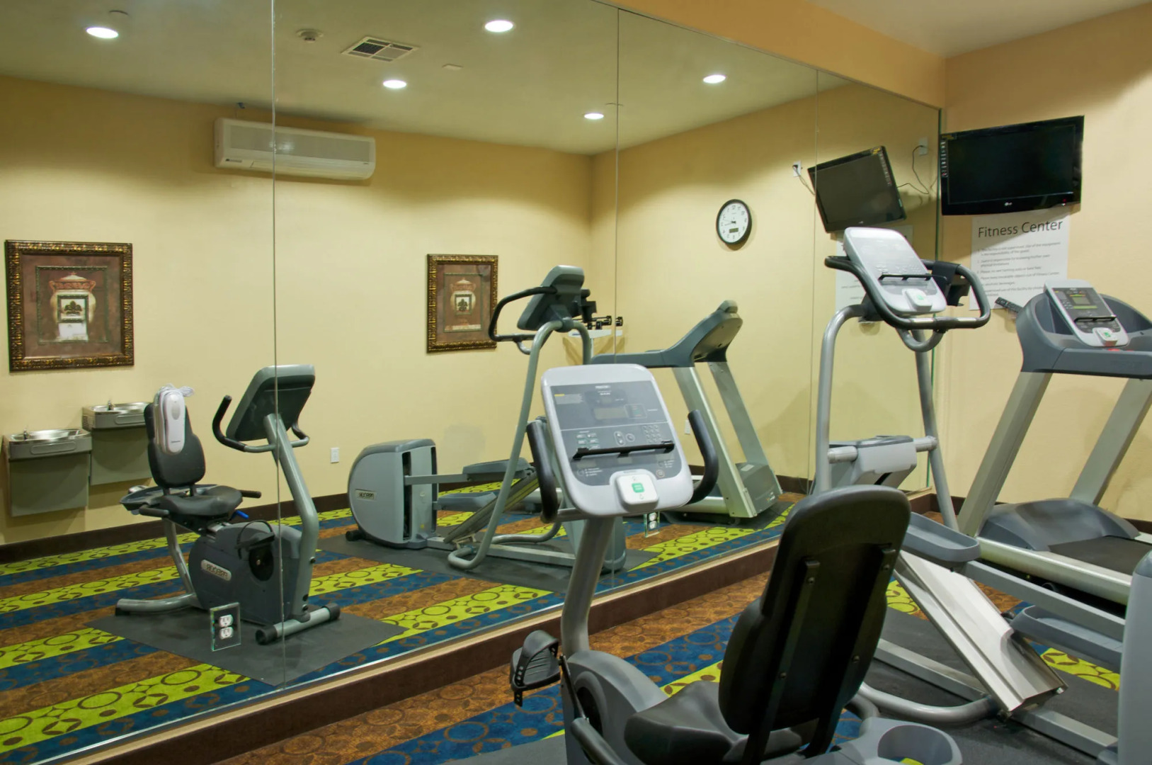 Holiday Inn Express & Suites Galveston West-Seawall
