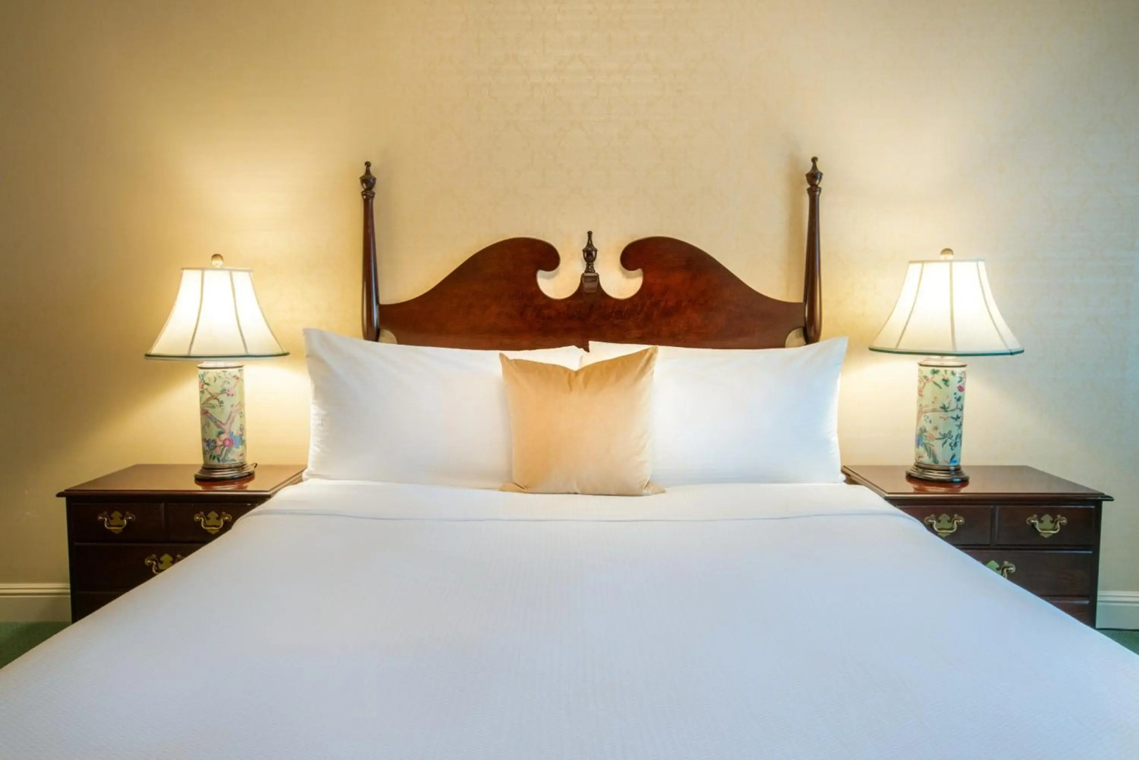 Bristol Hotel, Boutique Collection