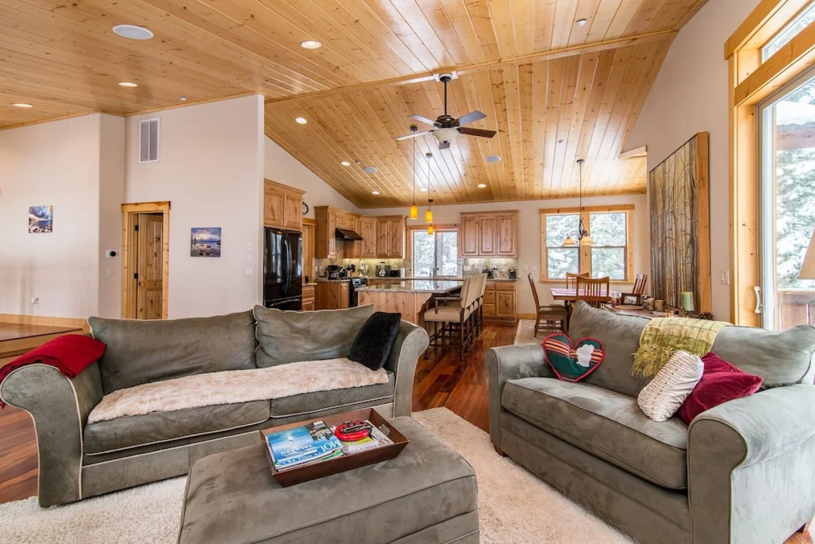 West Shore 7181 Home - 3 Br home by RedAwning