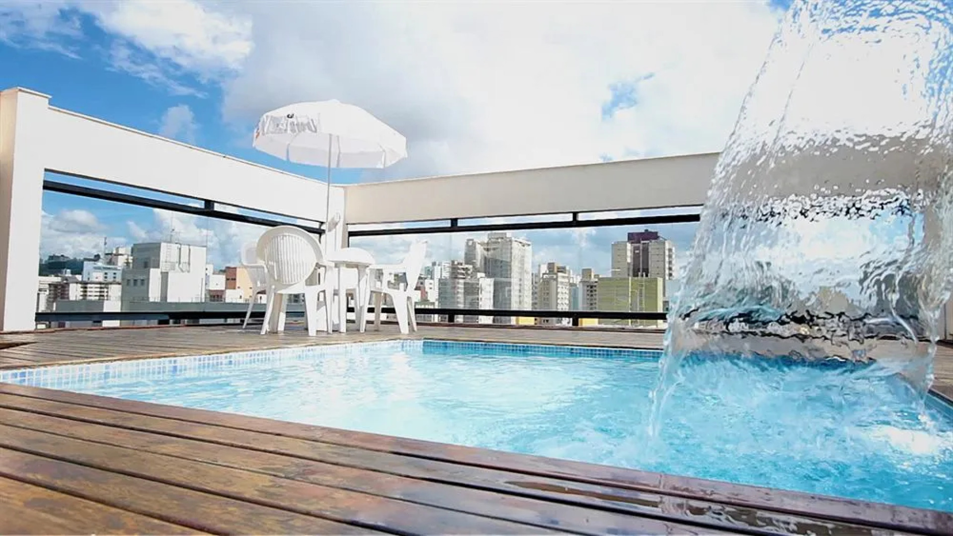 Bristol Golden Plaza Hotel