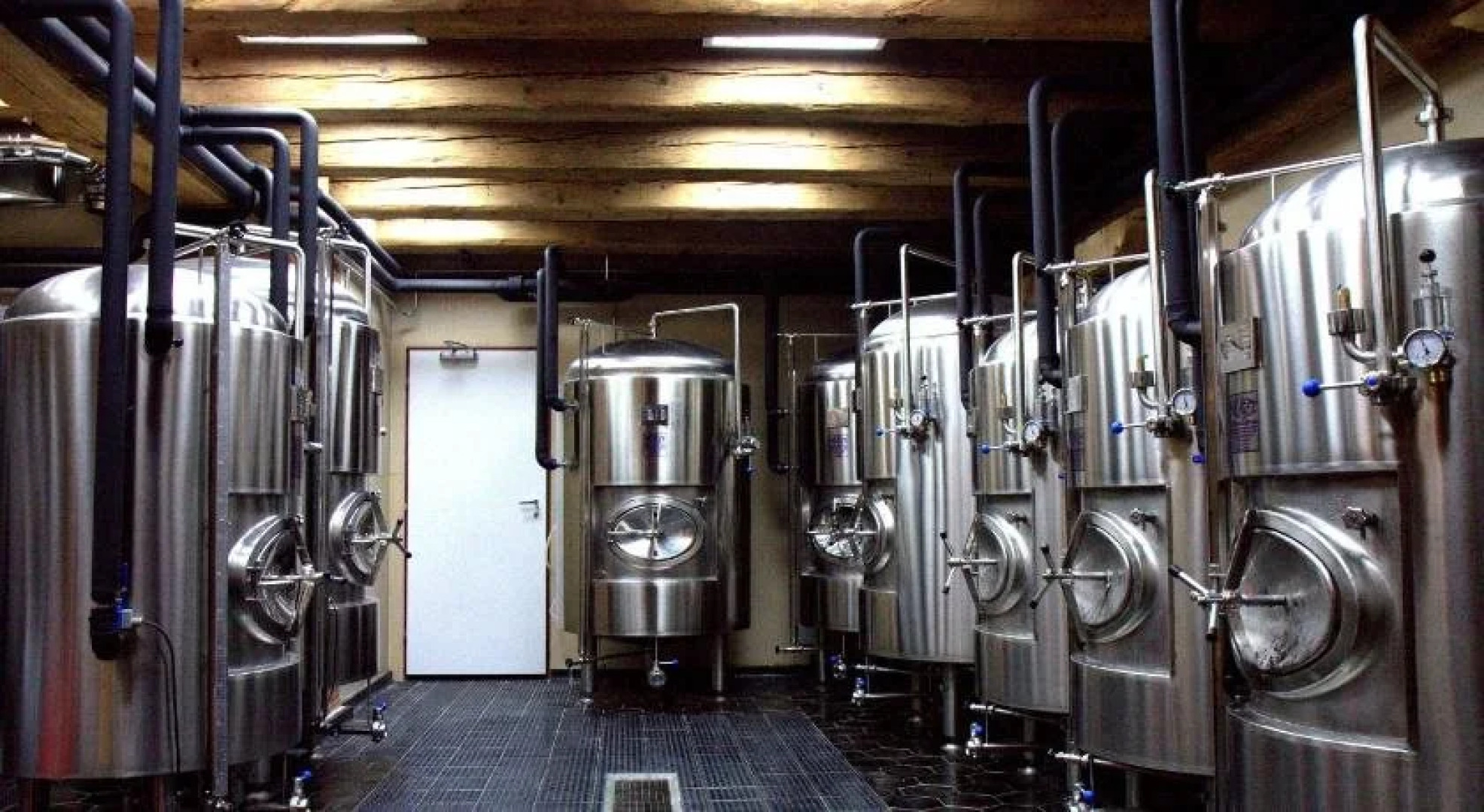 Rekreační a Kongresové Centrum Nové Dvory