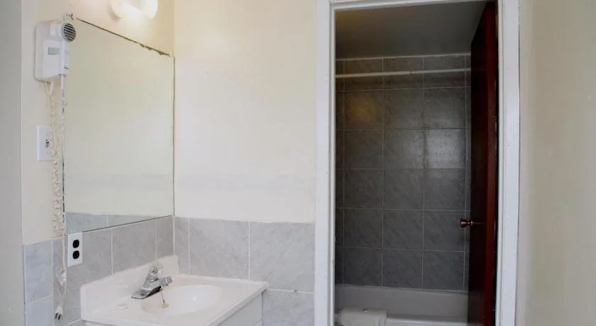 Fairway Inn & Suites