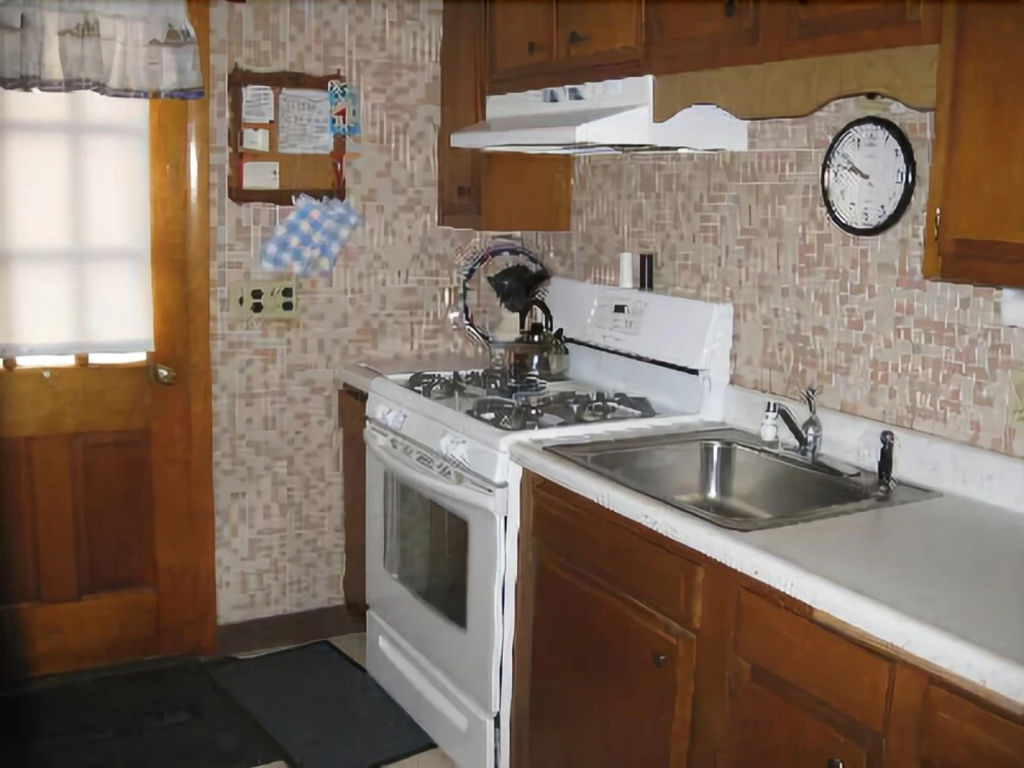 41 Patterson - 2 Bedroom House